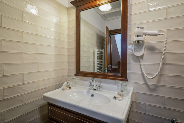 Bathroom 4, Casa Chitic, Brasov