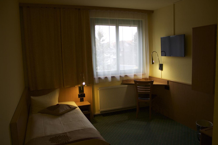 Bedroom 4, Acron Hotel, Wittenberg