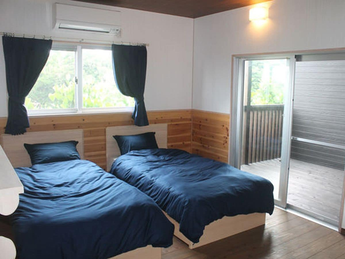 Bedroom 3, Komeya, Motobu