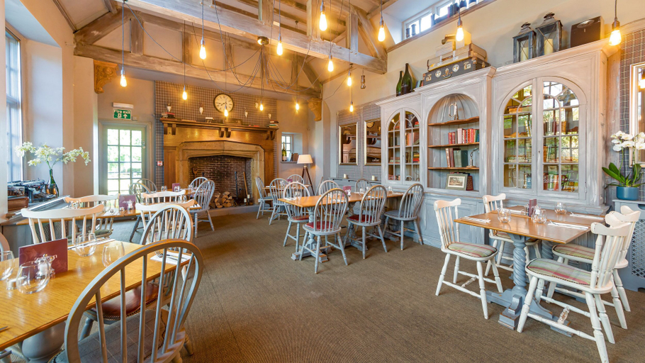 Food & Drinks 4, The Red Lion, Northamptonshire