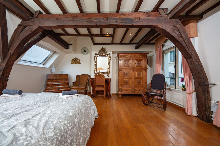 Bedroom 5, Unique Apartment In Historic Mansion, Antwerpen