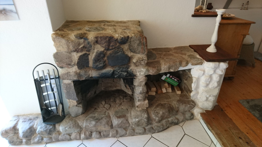 Fireplace, Finnhütte Canow, Mecklenburgische Seenplatte