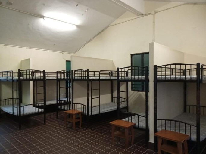 Bedroom 4, YHA Sze Lok Yuen Tai Mo Shan Youth Hostel, New Territories