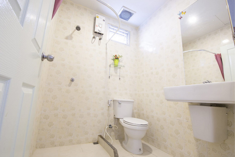 Bathroom 4, Baan Jing Jai HuaHin Pool Villa, Hua Hin