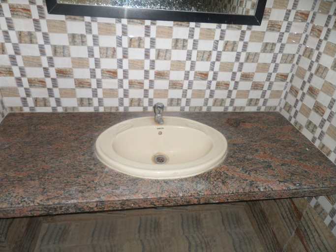 Bathroom 3, Tourist Home Lodging, Aurangabad