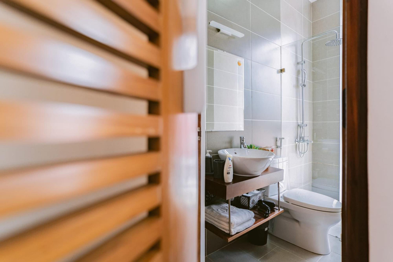 Bathroom 5, Christina's Da Lat - The Green House, Đà Lạt
