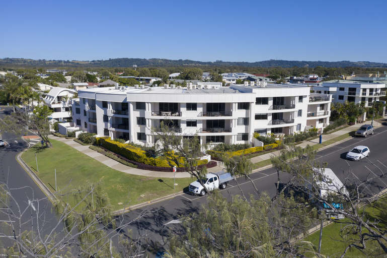 Exterior & Views 2, Bay Royal Apartments, Byron