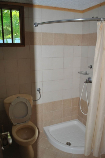 Bathroom 5, Stelios Studios, Thessaly