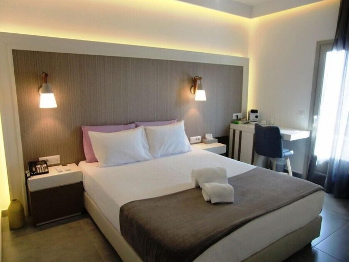 Bedroom 3, Platia, South Aegean