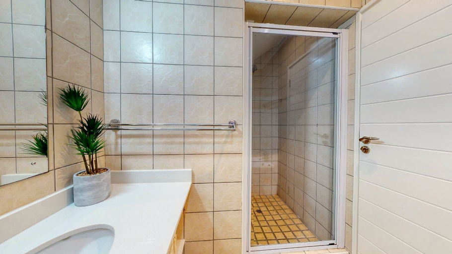 Bathroom 4, San Lameer by Top Destinations, Ugu