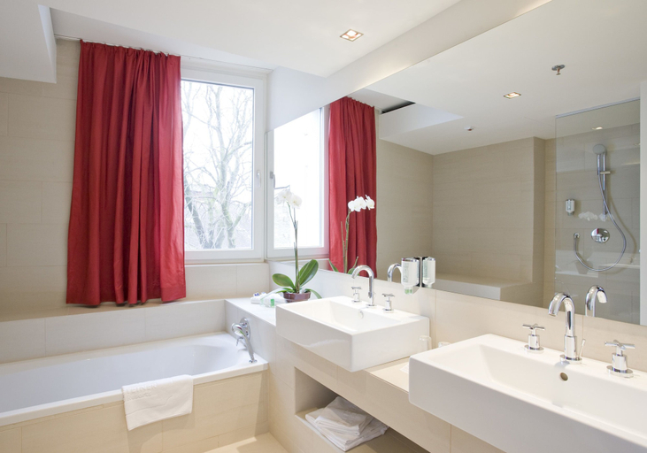Bathroom 4, Falkensteiner Hotel Bratislava, Bratislava