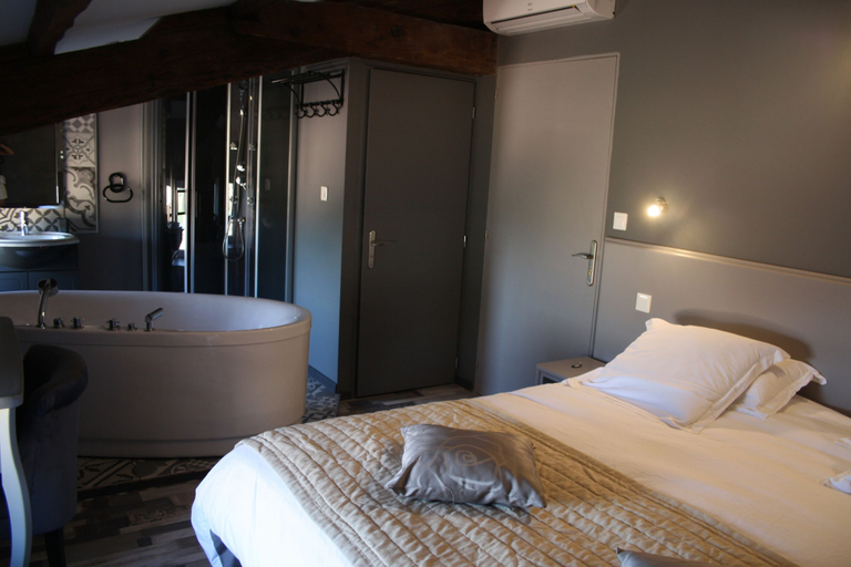 Bedroom 3, Chambres d'hôtes du Serre d'Avène, Gard