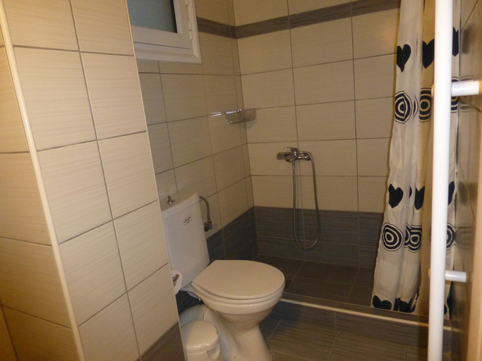 Bathroom 3, Pavloudis Apartments, Central Macedonia