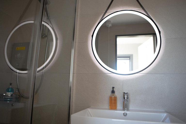 Bathroom 2, Hebridean Inn, Highland