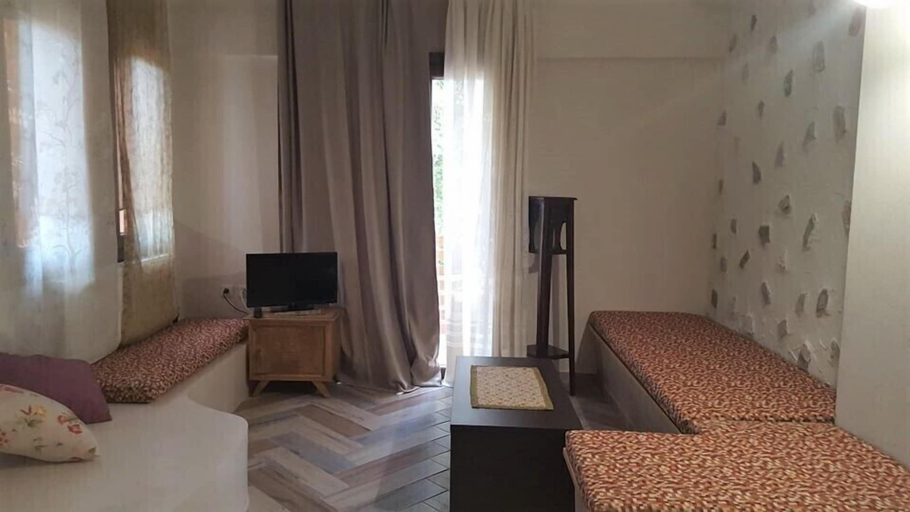 Bedroom 4, Victoria's Country Apartments, Thessaly
