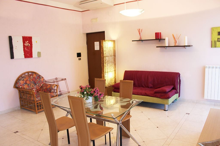 In-room dining 4, Casa Eleatica, Salerno