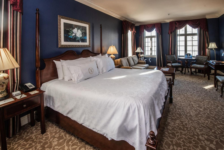Bedroom 2, River Inn of Harbor Town, Shelby