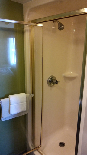 Bathroom 4, Econo Lodge Amarillo East, Potter