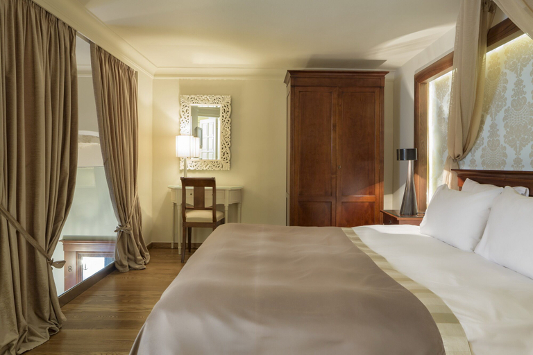 Bedroom 4, Casa Delfino Hotel & Spa - Small Luxury Hotels of the World, Crete