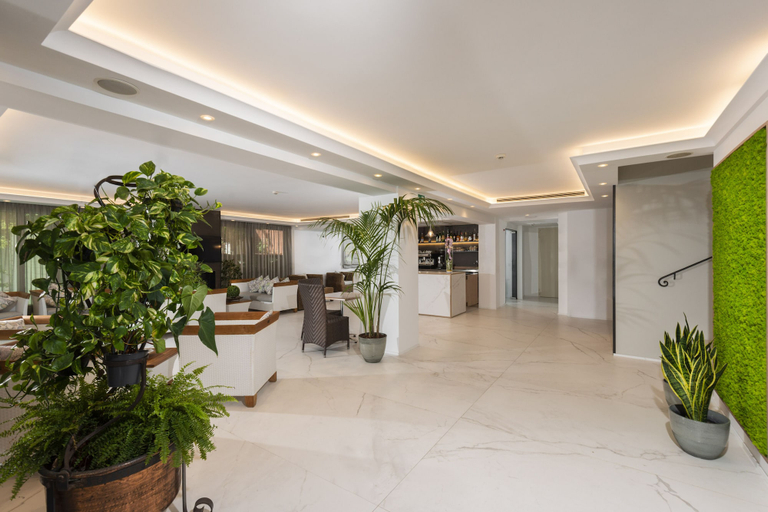 Others 4, Hotel ATLAS, Rimini