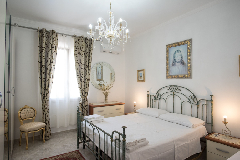 Bedroom 4, B&B Alloggio in Villa Cristina, Lecce