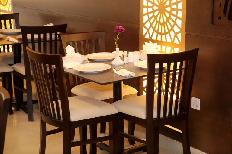 Food & Drinks 5, Viola Hotel Suites, Wadi Essier