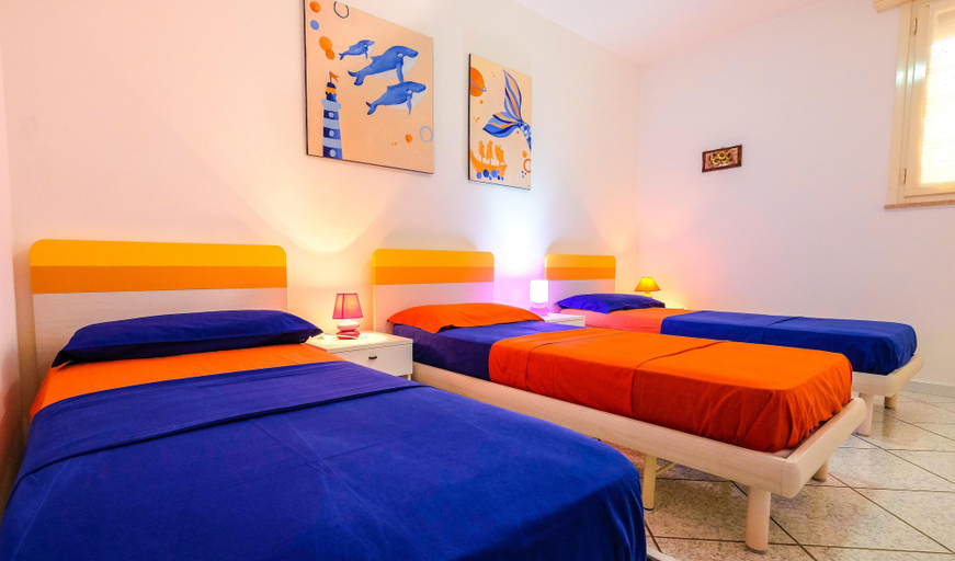 Bedroom 2, Dimora Giusy Vista Mare Pescoluse, Lecce