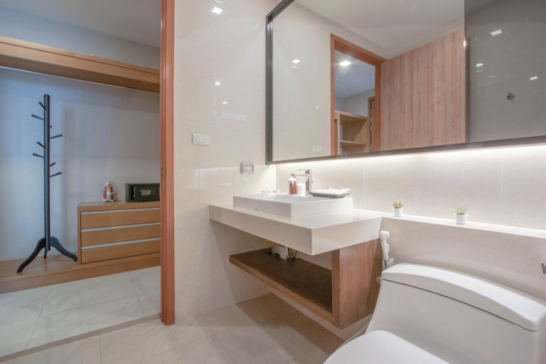 Bathroom 5, Kepler Residence Bangkok, Huai Kwang