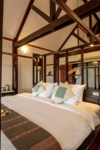 Bedroom 3, Kingfisher Ecolodge, Pathoomphone