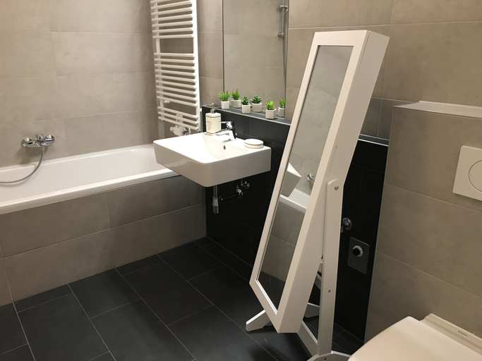 Bathroom 2, United Homes Apartments Vienna, Wien