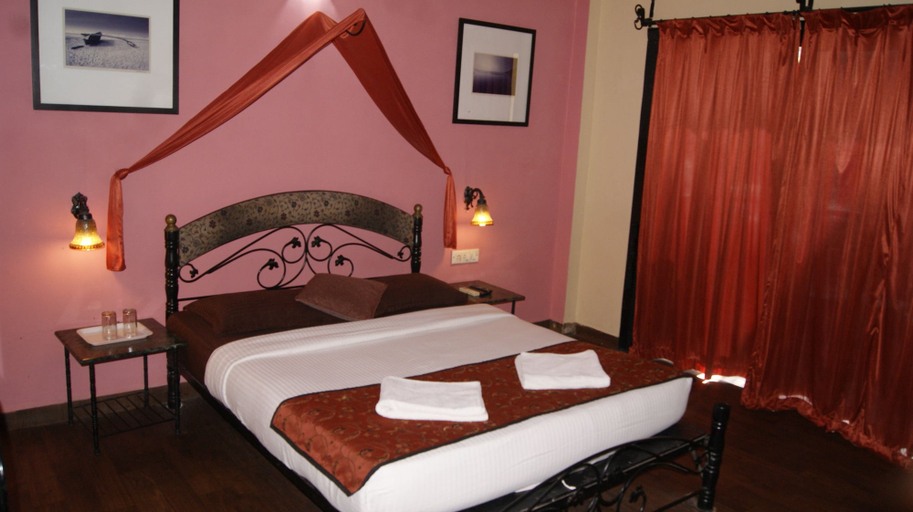 Bedroom 4, Camelot Fantasy Resort, North Goa