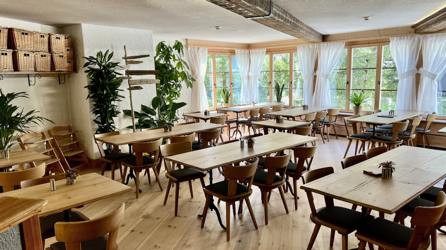 Food & Drinks 4, SPANNORT Your Family Home with Common Kitchen and Self Check-in, Obwalden