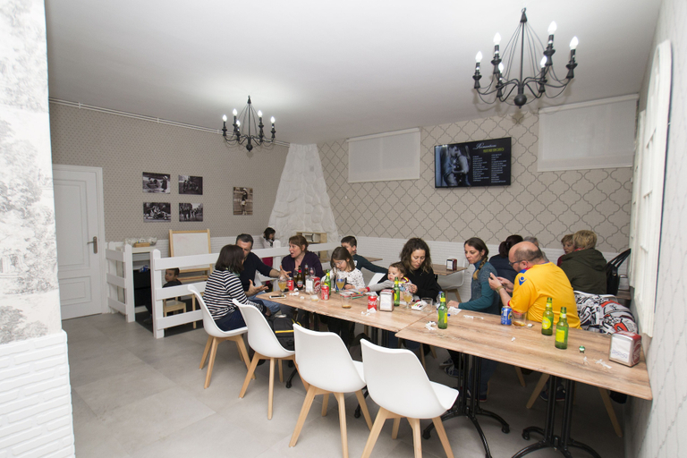 Food & Drinks 4, Hostel Albergue O Meson - Apartamentos, Pontevedra