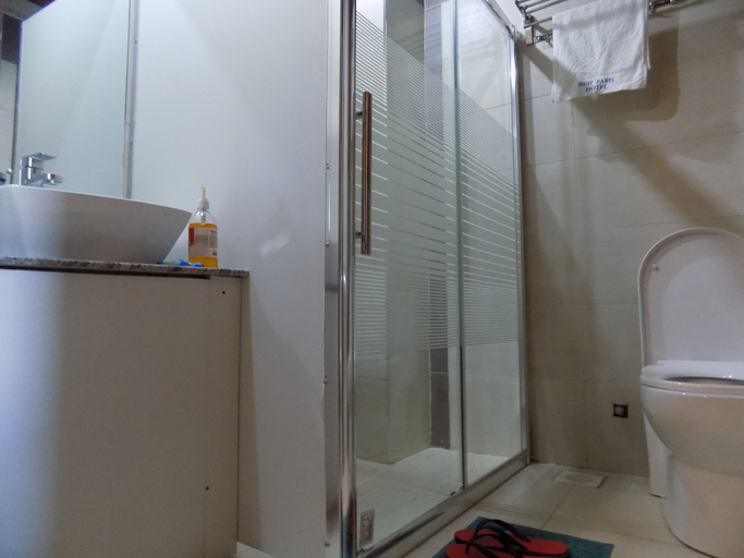 Bathroom 3, Freedom City Hotel, Kampala