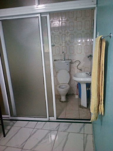 Bathroom, Elpaso Lodge, Mathira