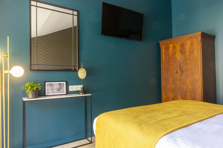 Bedroom 5, La Ressourçante, Marne