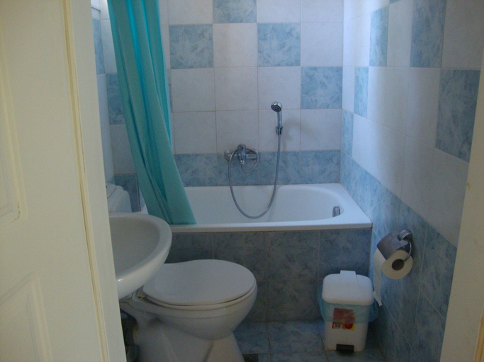Bathroom 3, Villa Elena, Central Macedonia