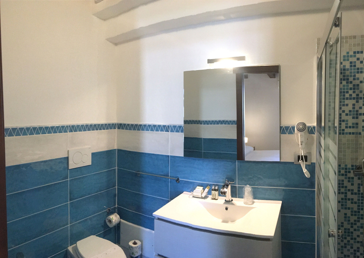 Bathroom 5, Bienestar  Maison de Charme, Sassari