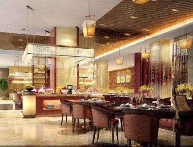 Food & Drinks 5, Ramada Plaza Chibi, Xianning