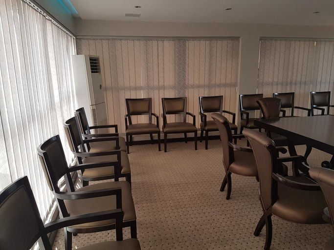 Food & Drinks 4, Check Inn Hotel Abuja, AbujaMun