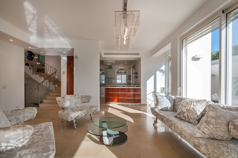 Others 5, Luxurious Villa with great location