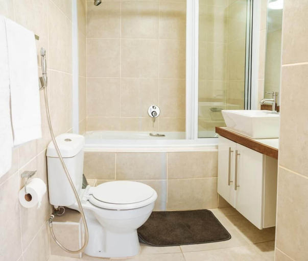 Bathroom 3, Seaside Apartment, City of Cape Town