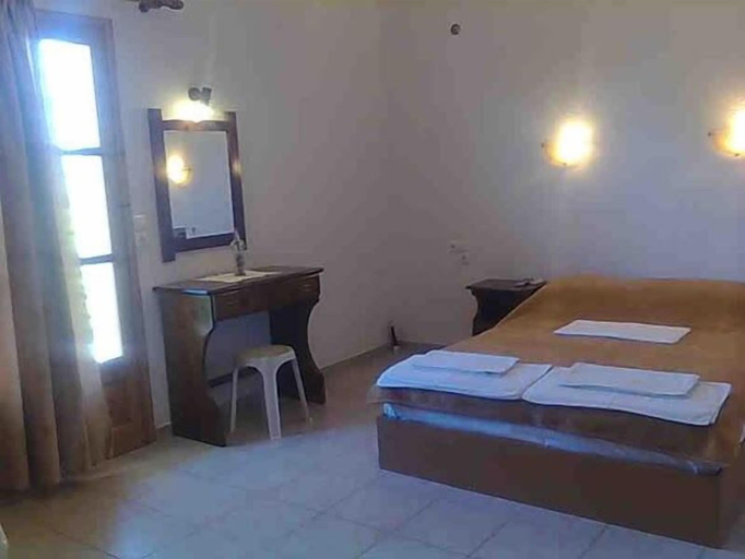 Bedroom 4, Hellen Studios, Thessaly