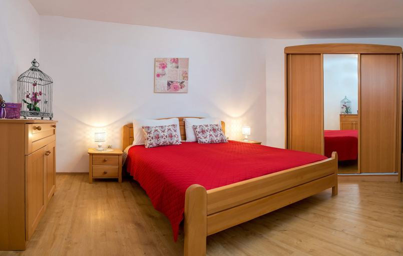 Bedroom 3, Apartments Emi, Split
