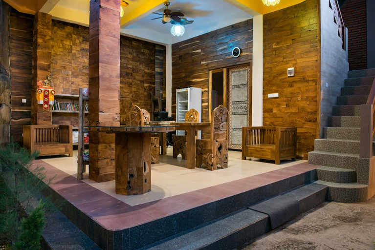 Exterior & Views 2, Bulan Bali Homestay, Gianyar