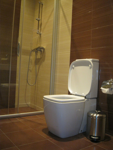 Bathroom 3, Splendor Resort and Restaurant