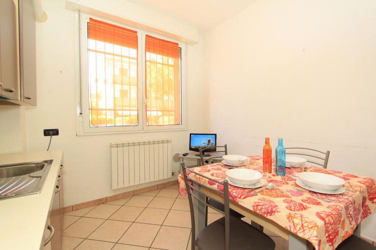 Others 5, San Remo Apartments, Ferrara