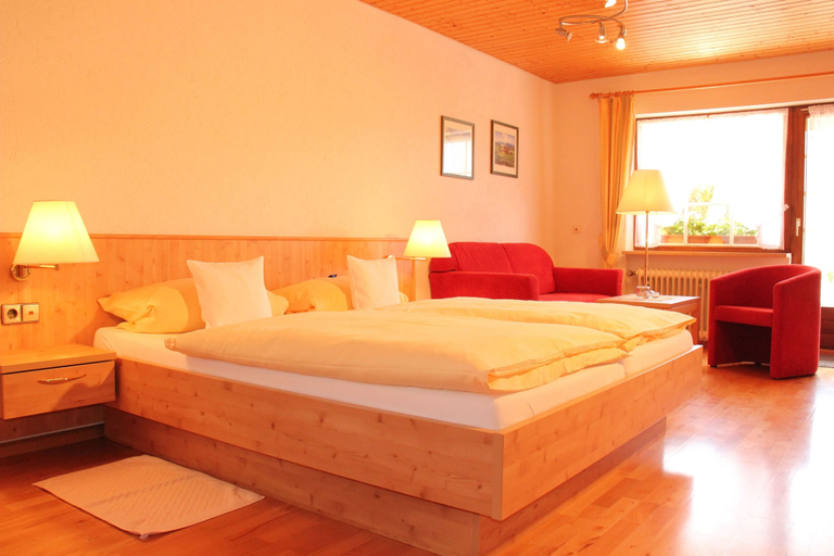 Bedroom 3, Pension Glöcklehof, Lörrach