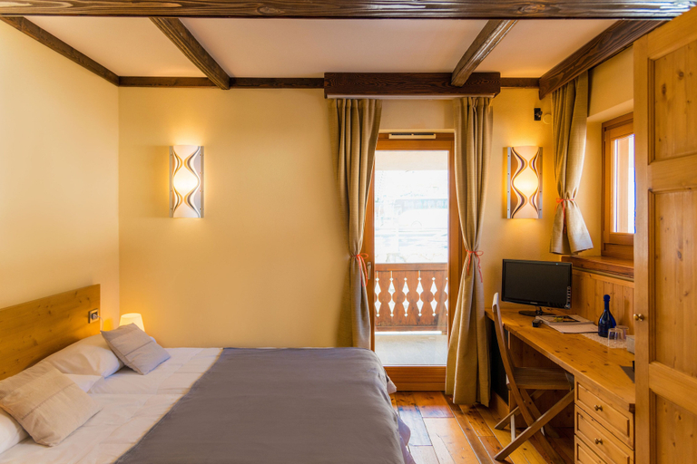 Bedroom 3, Shatush Hotel, Aosta