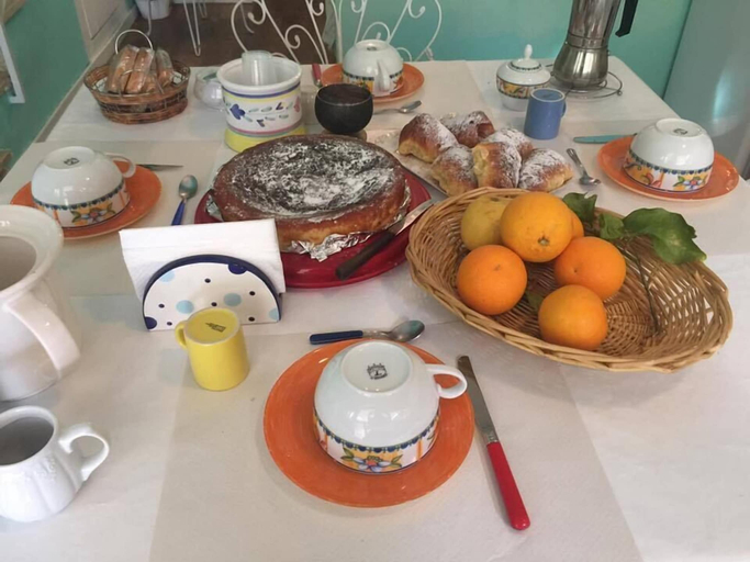 Food & Drinks 3, B&B Xenia, Messina